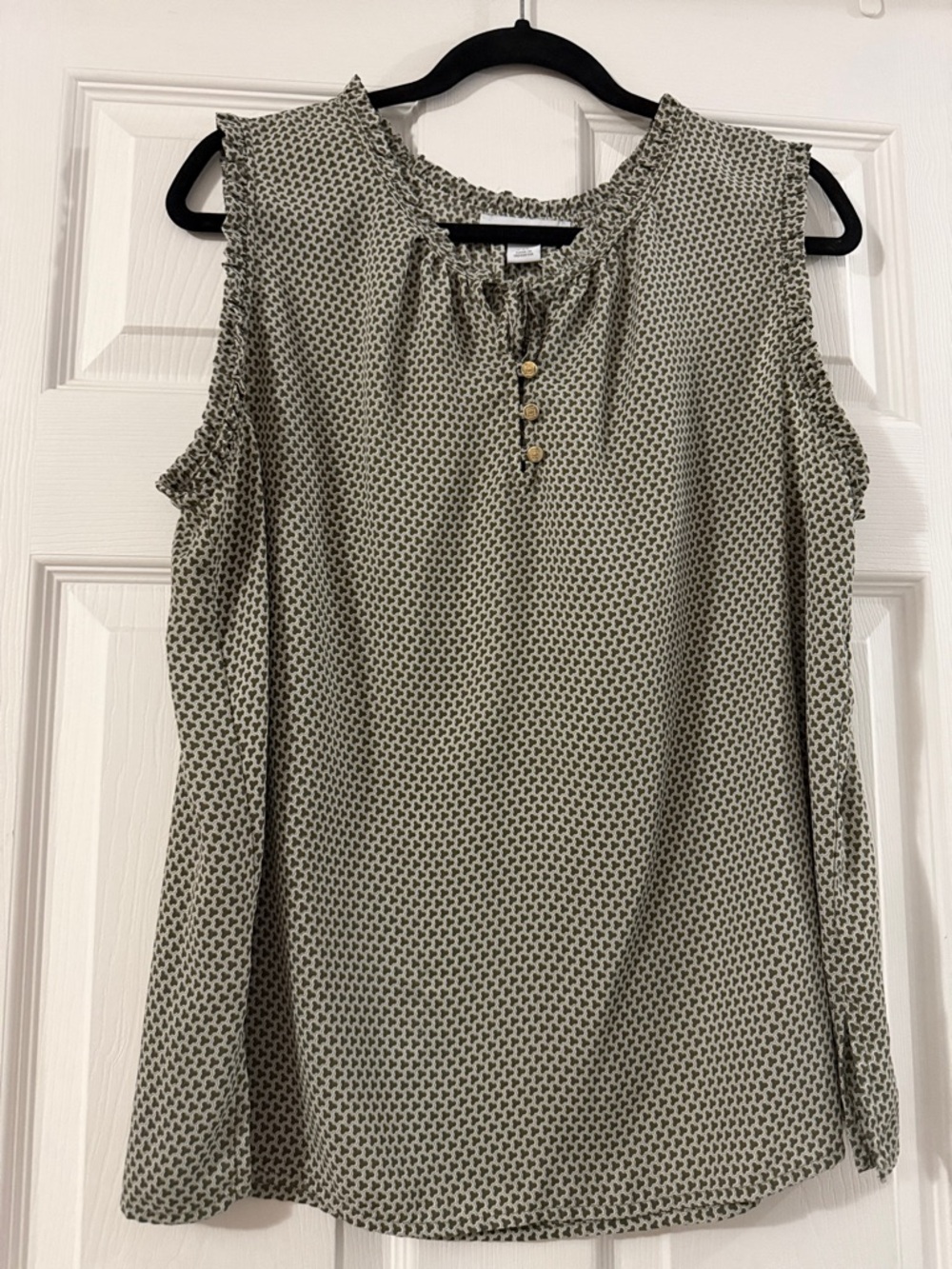 Liz Claiborne Olive-Green Printed Sleeveless Blouse with Button Placket